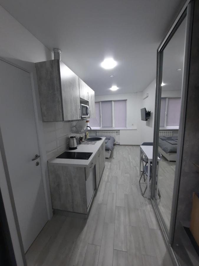 Посуточно Мини-Студия Метро Минская Киев Exterior foto